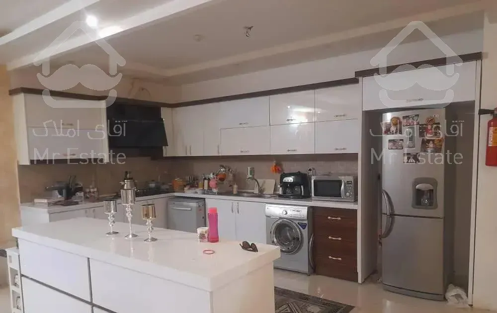 آپارتمان تمیز / رهن کامل / قابل تبدیل