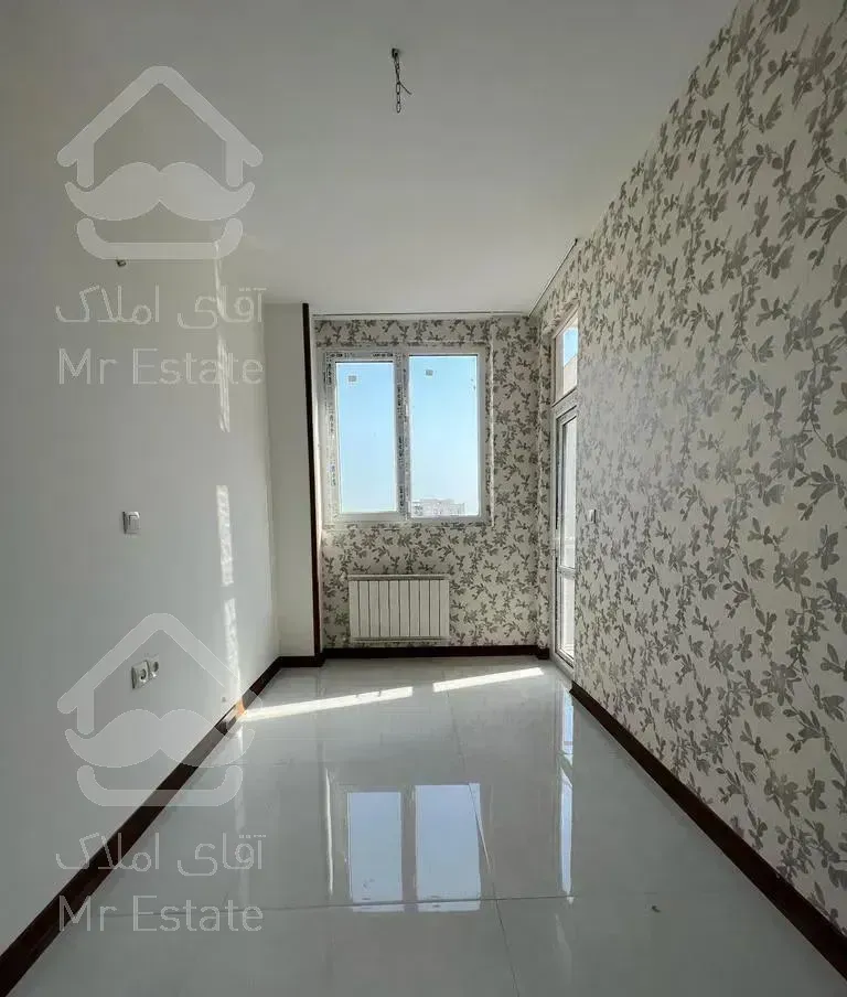 ۱۰۰ متری سه خواب فول امکانات اشرفی اصفهانی