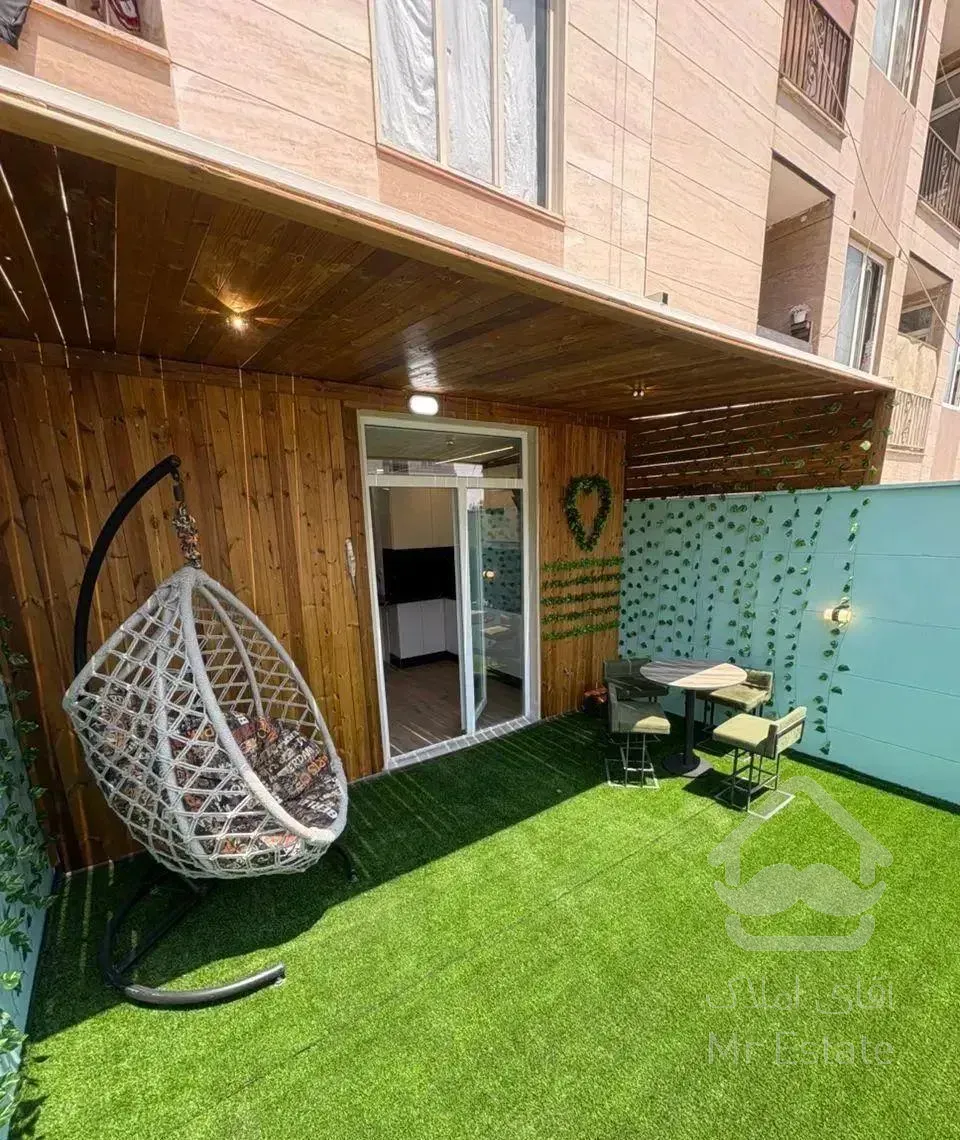 ۵۸متر+۲۵مترحیاط اختصاصی/سند تک برگ*به قیمت،وامدار