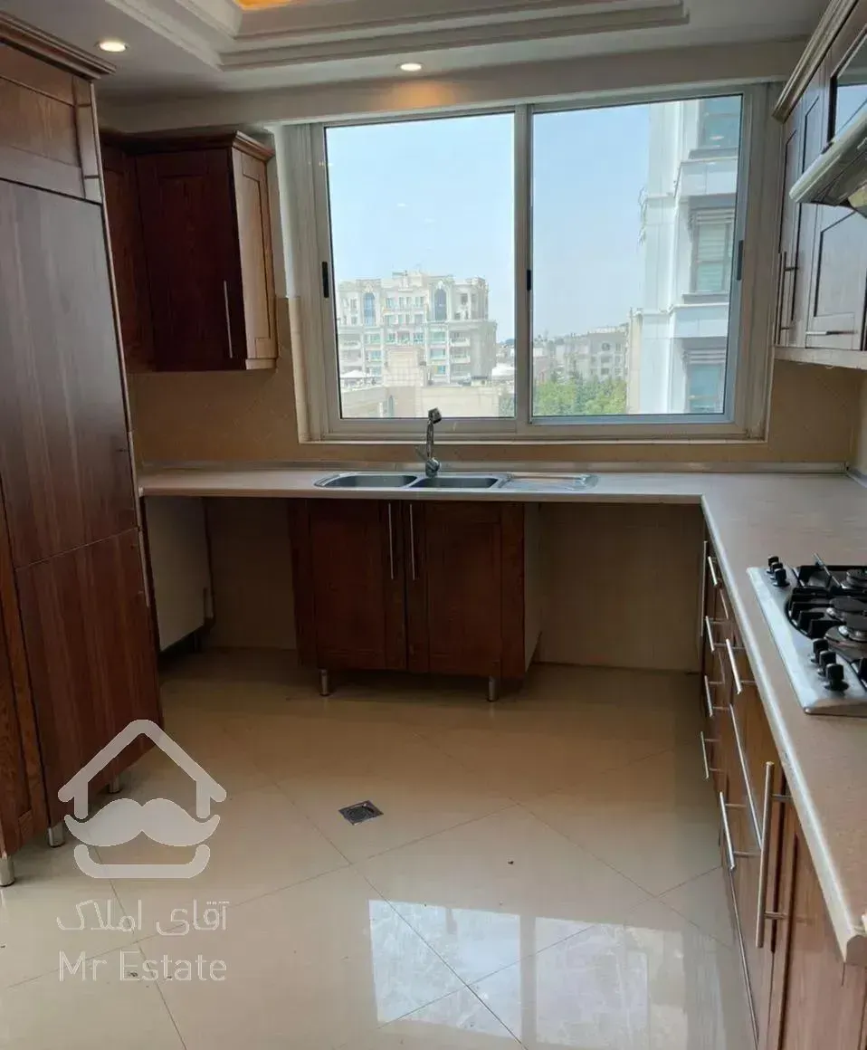 ۱۷۵ متر ولنجک/ ویو بدون مشرف