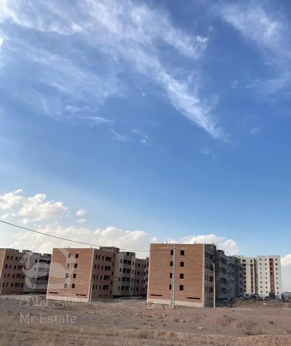 واحد ۹۵ متری پارکینگ دار(فاز ۷شمالی)