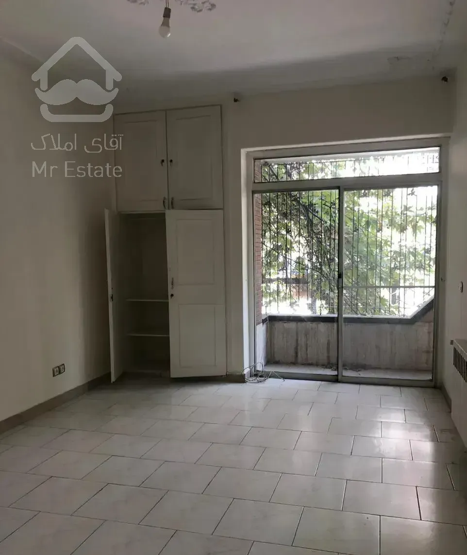 نیاوران گل سنگ ۱۱۲متر  مناسب مجرد موجه