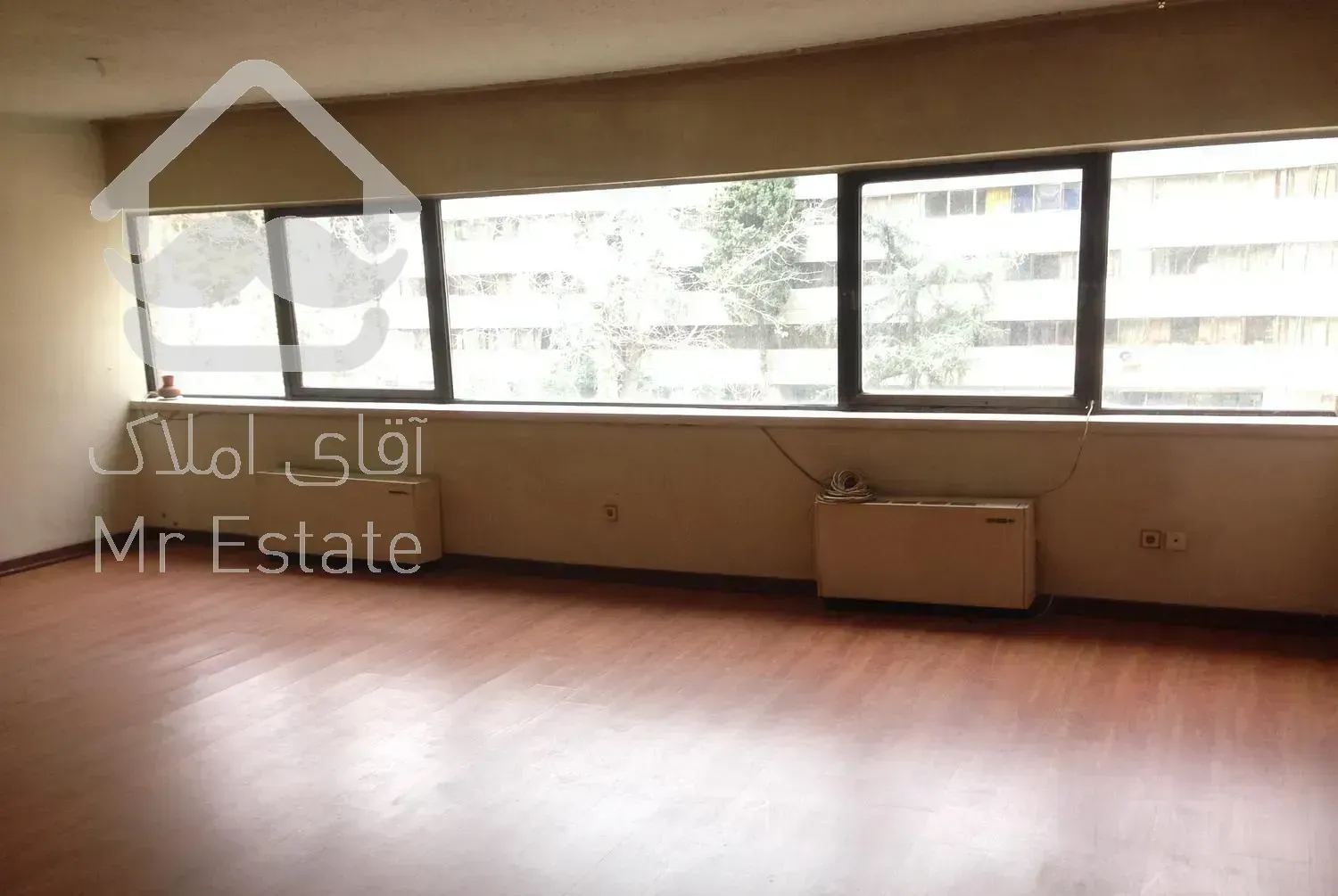 رهن و اجاره 3 خوابه 135 متری