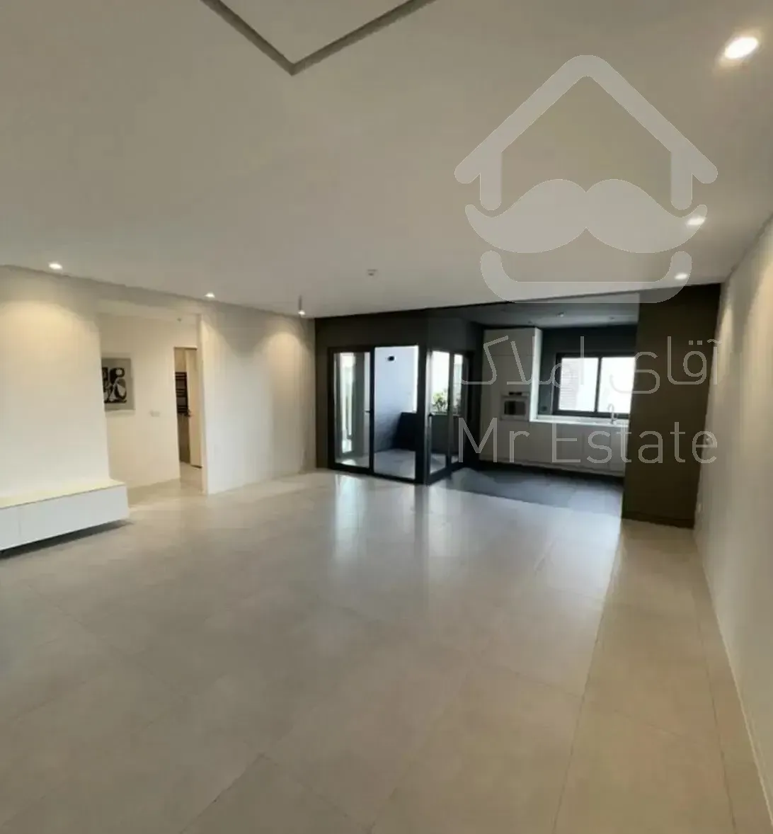 نیاوران جمشیدیه ۳۳۰ متر ۴ خواب کلید نخورده