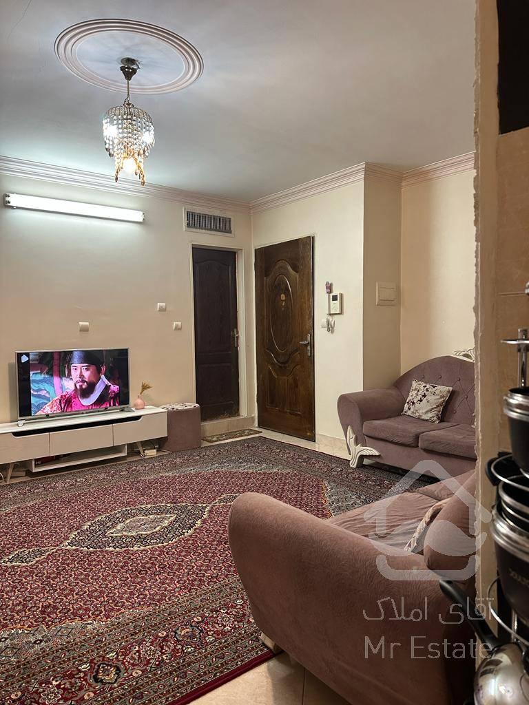 48متري يك خواب با آسانسور