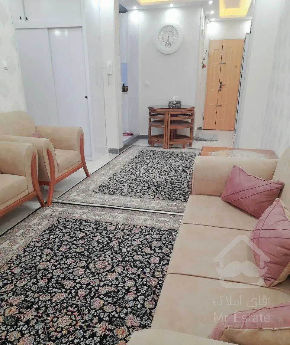 اجاره آپارتمان ۵۰ متری  ارامگاه باباطاهر
