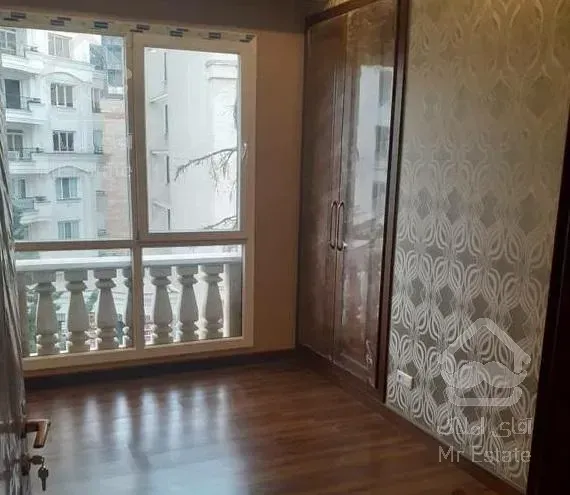 205 متر نوساز فرمانیه شرقی