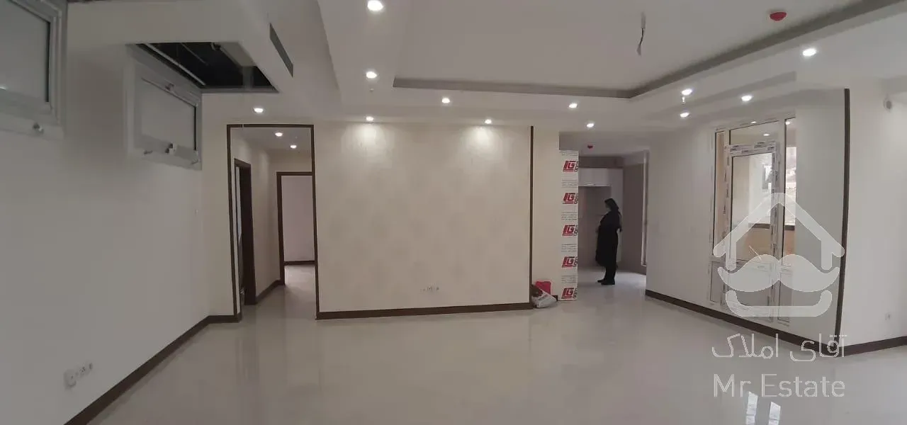 145 متری برج باغ رونیکا پلاس سیمون بولیوار