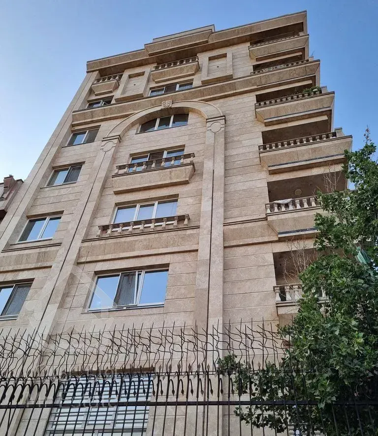 تک واحدی۱۳۵متر طبقه۵