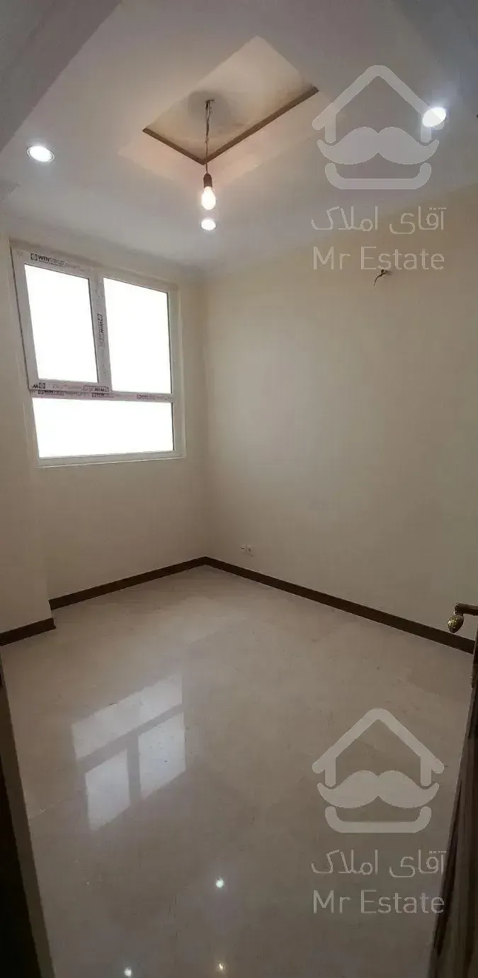 ۹۵متر نوساز شیک خ ششم نیروهوایی