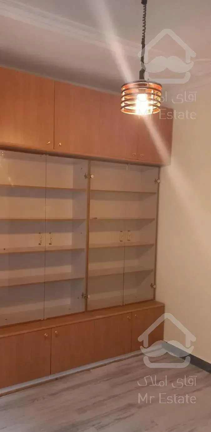 گلسار.آپارتمان تکواحد سه خواب ۱۱۷متر