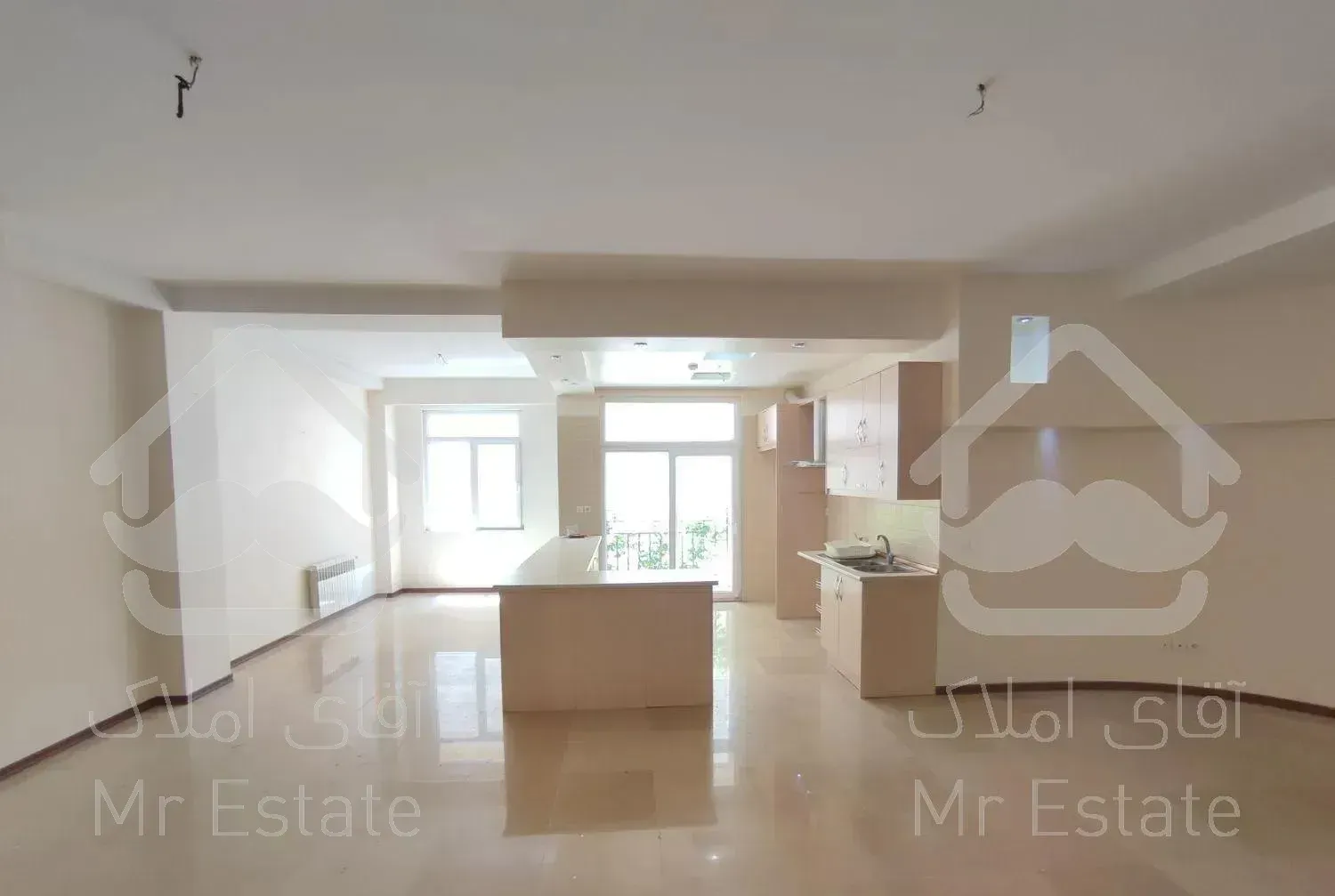 آپارتمان ۱۱۰ متر سالن پرده خور، فول