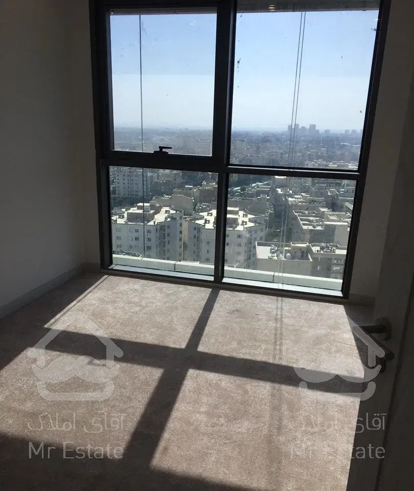 ۲۴۰ متر همراه سه تراس ۱۲ متری برج دوقلوی میکا