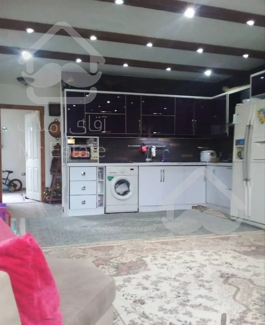 آپارتمان۸۵متری در بام رویان