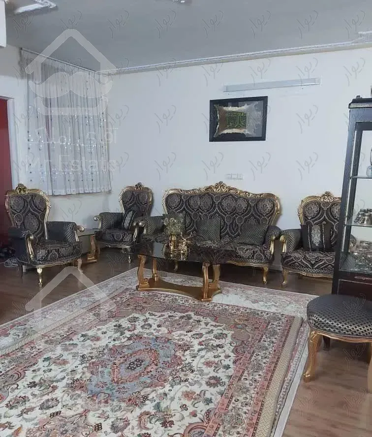 ۶۵متری/با پارکینگ / خ قدیر کاشانی