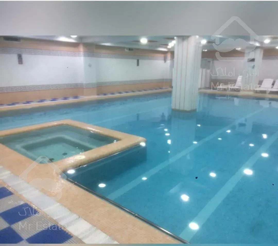 فروش آپارتمان ۱۳۵ متری در برج مهتاب