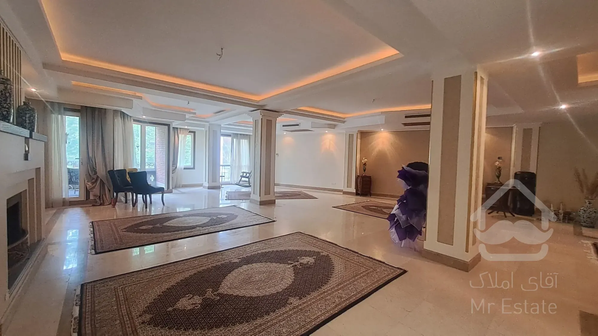 فروش آپارتمان ۳۵۵ متر آجودانیه فول مشاعات