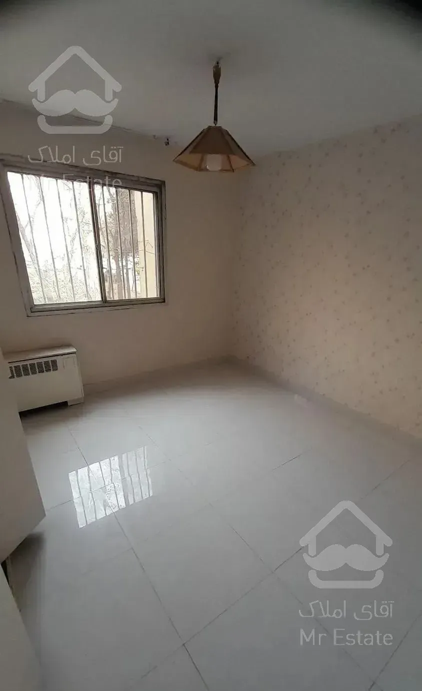 ۳ خواب ۱۳۰ متری/ فول بازسازی، تخلیه/ آپادانا