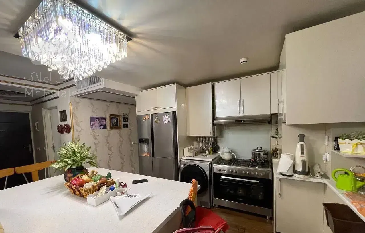 اجاره واحد ۹۰متر ۲ خواب برج نرگس غرب دریاچه چیتگر