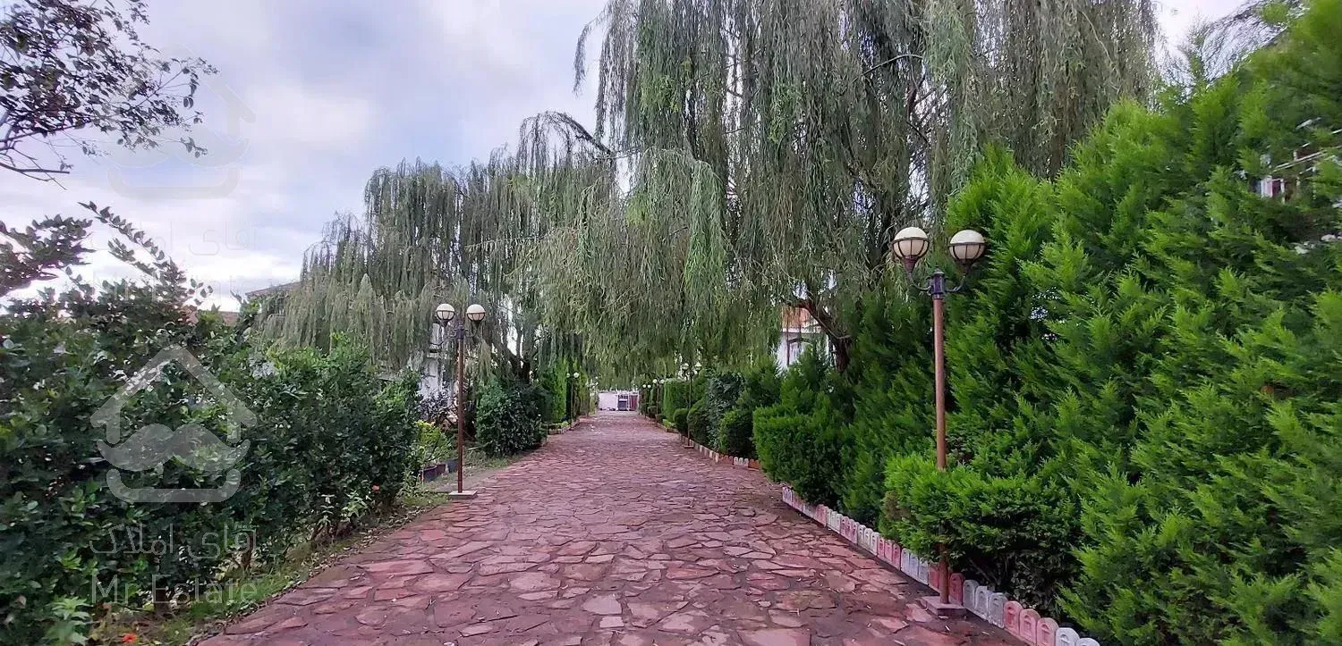 ویلاباغ شهرکی 375 متری سنددار