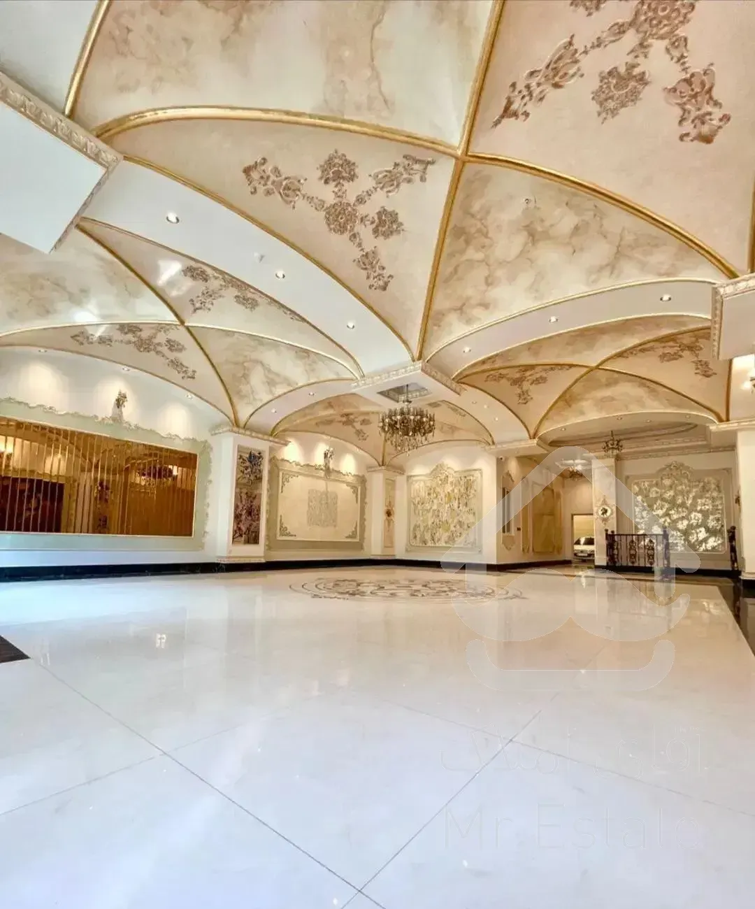 ۱۵۰متری نوساز روبه افتاب شیک و مرتب