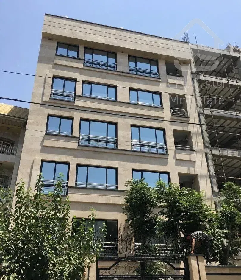 آپارتمان ۱۴۵متر.   فروش.  نوساز