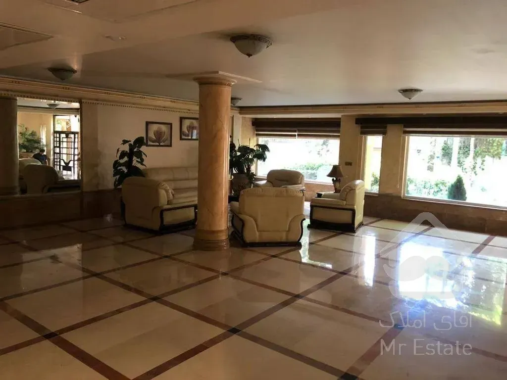 فروش‌ آپارتمان ۳۰۰ متر فرمانیه