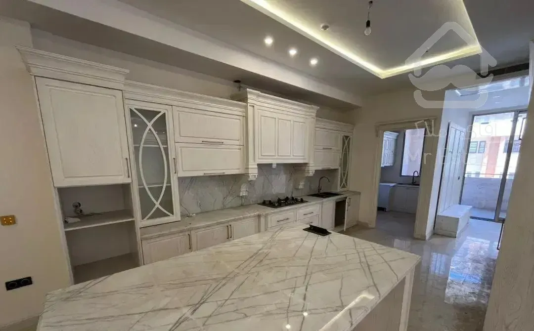 هنرستان * ۱۸۰متر * صفر * طبقه چهارم