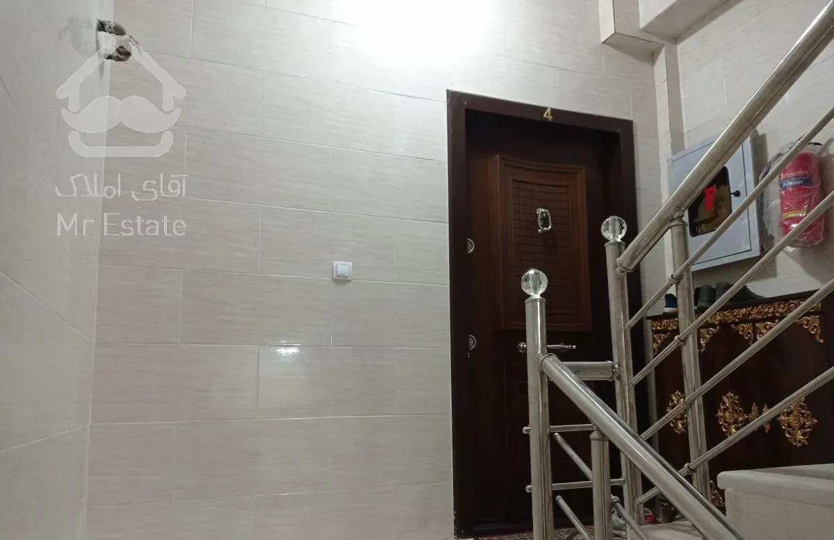 واحد 112 متری از ساختمان پنج واحدی در صدرا کوهسار