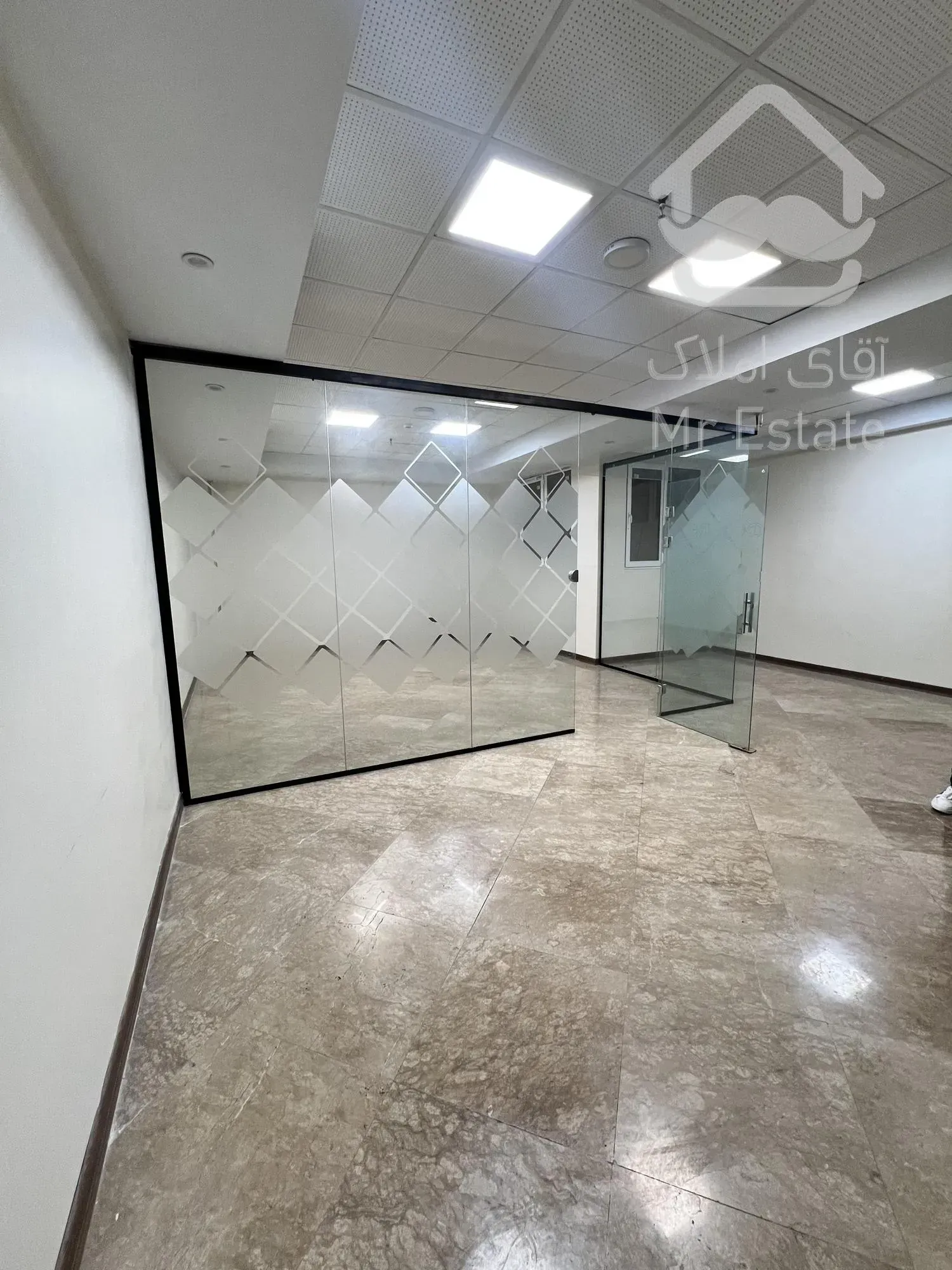 ۷۵ متر سند اداری میرداماد