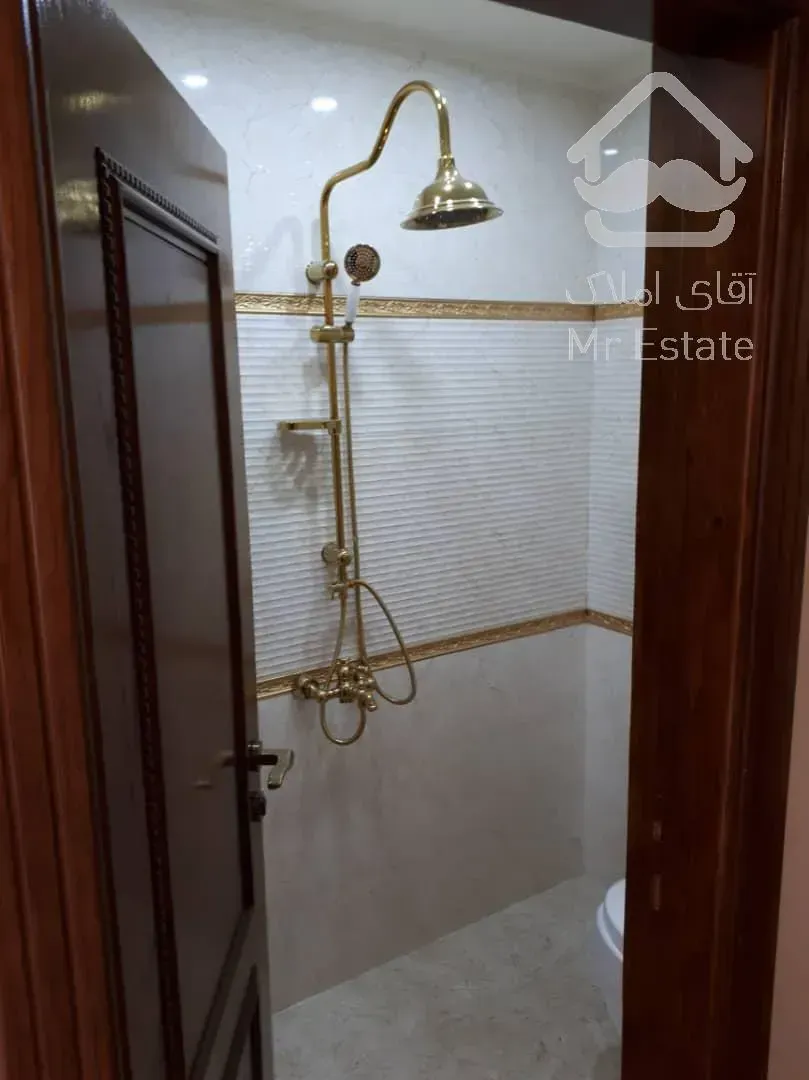 اپارتمان سه خواب تک واحدی ۱۳۵متر در بلوارفردوس شرق