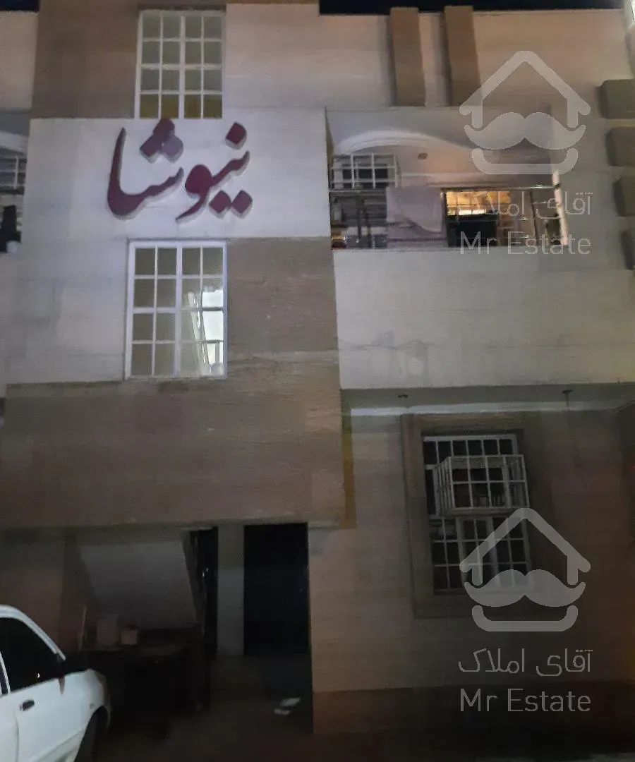 ۶۶متر و۷متر حیاط خلوت که در سند نیست که باآن ۷۳متر