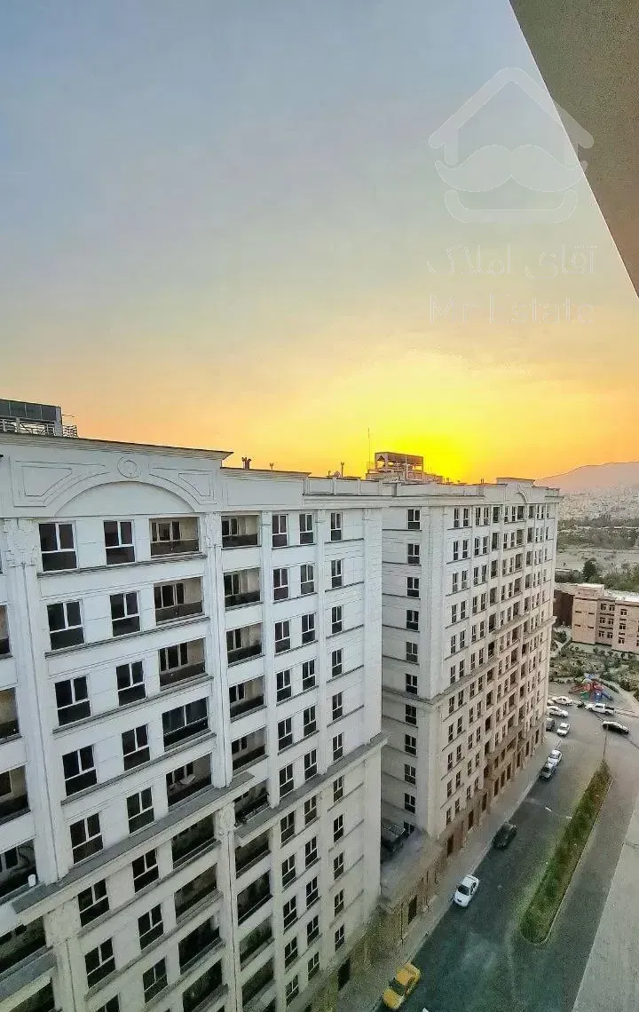 ۱۱۴متر دوخواب/نورگیر فوق تصور/مشاعات هتلینگ