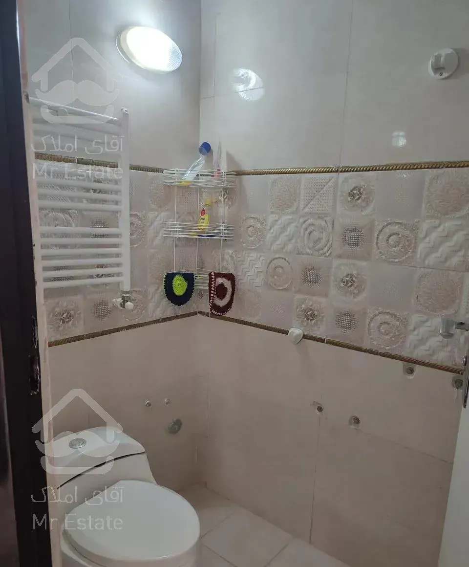 باغچه با ۶۵ متر بنا گیلاوند