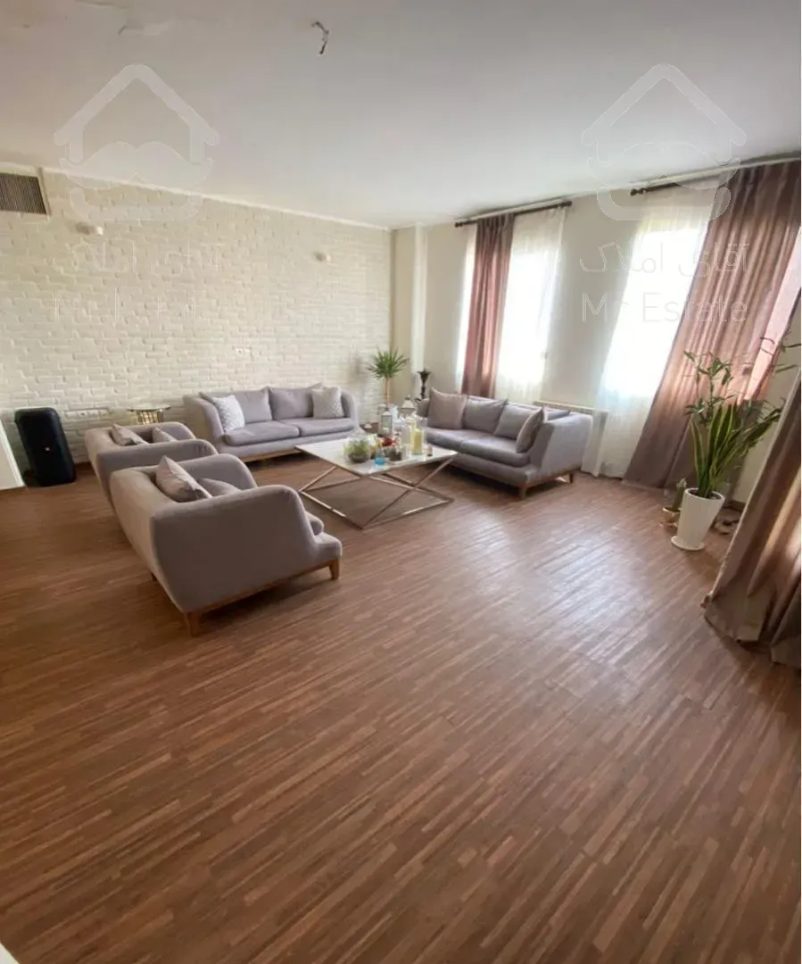 آپارتمان ۱۱۰ متری  ۲خوابه  فول بازسازی علامه شمالی