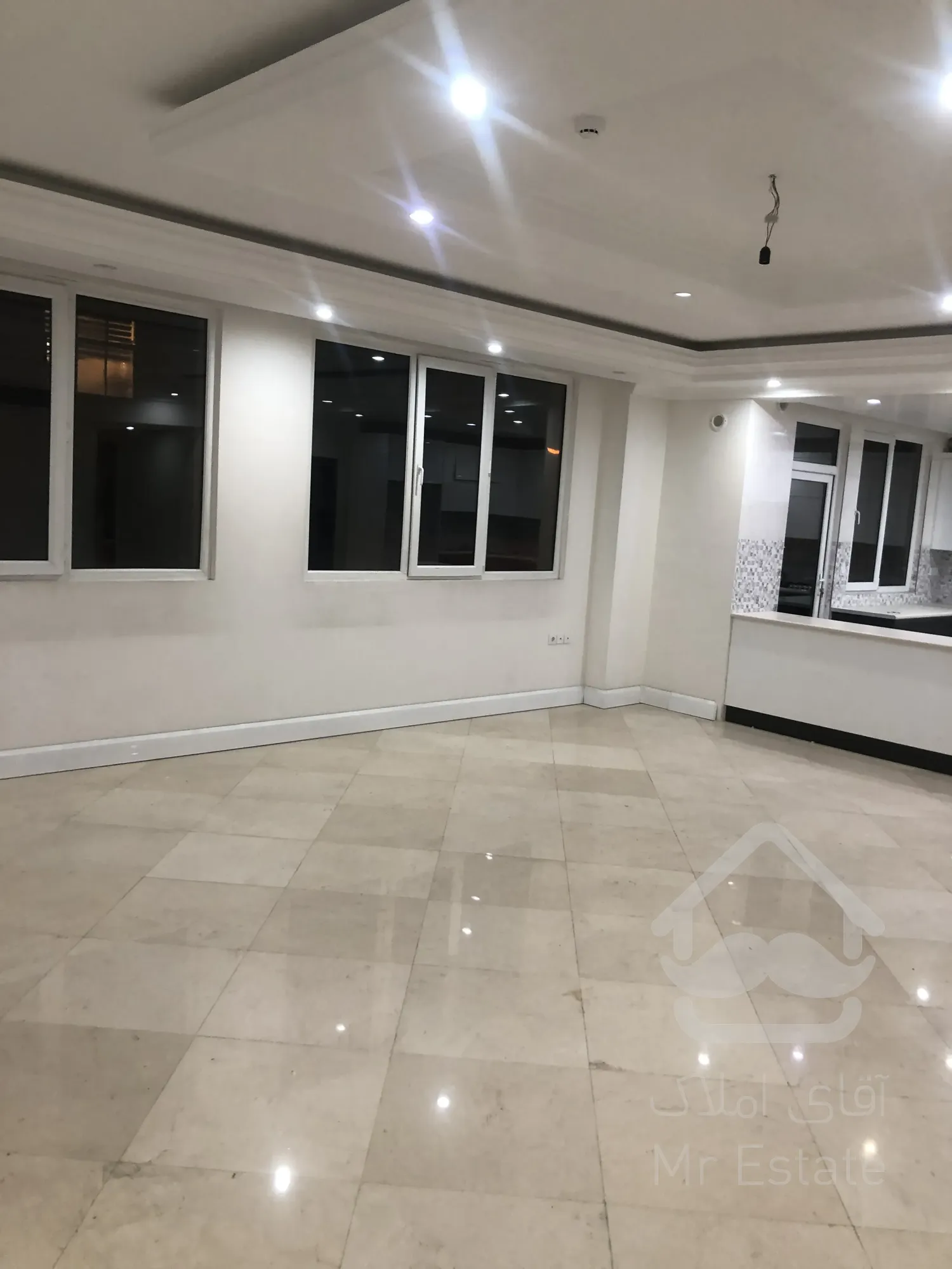 ۸۰متر۲خواب تمیز روبه کوچه