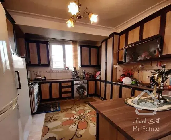 آپارتمان در میدان رسالت شهرک رازی گذر ۱۶متری