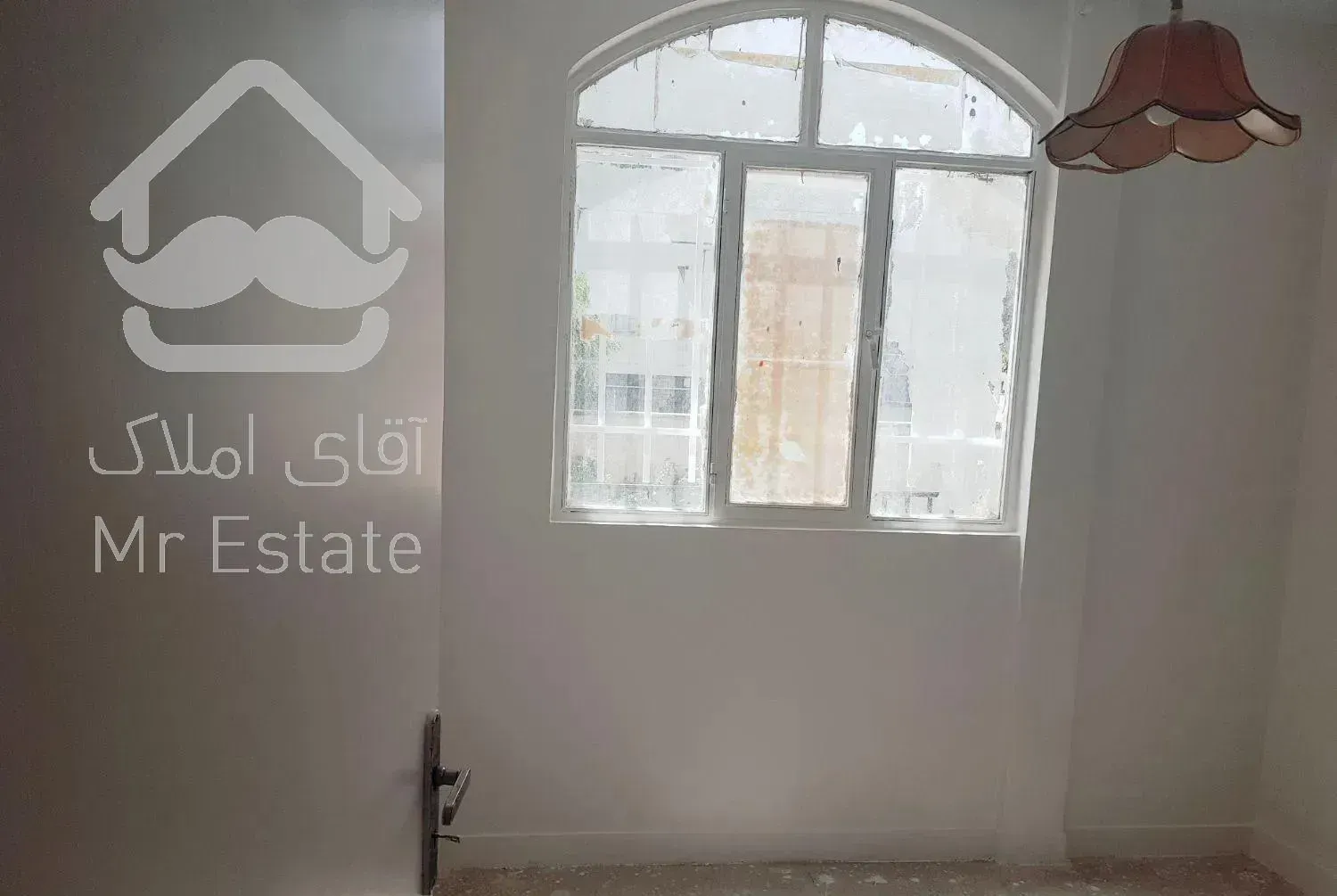 ۶۰ متر ، دو خوابه ، با پارکینگ