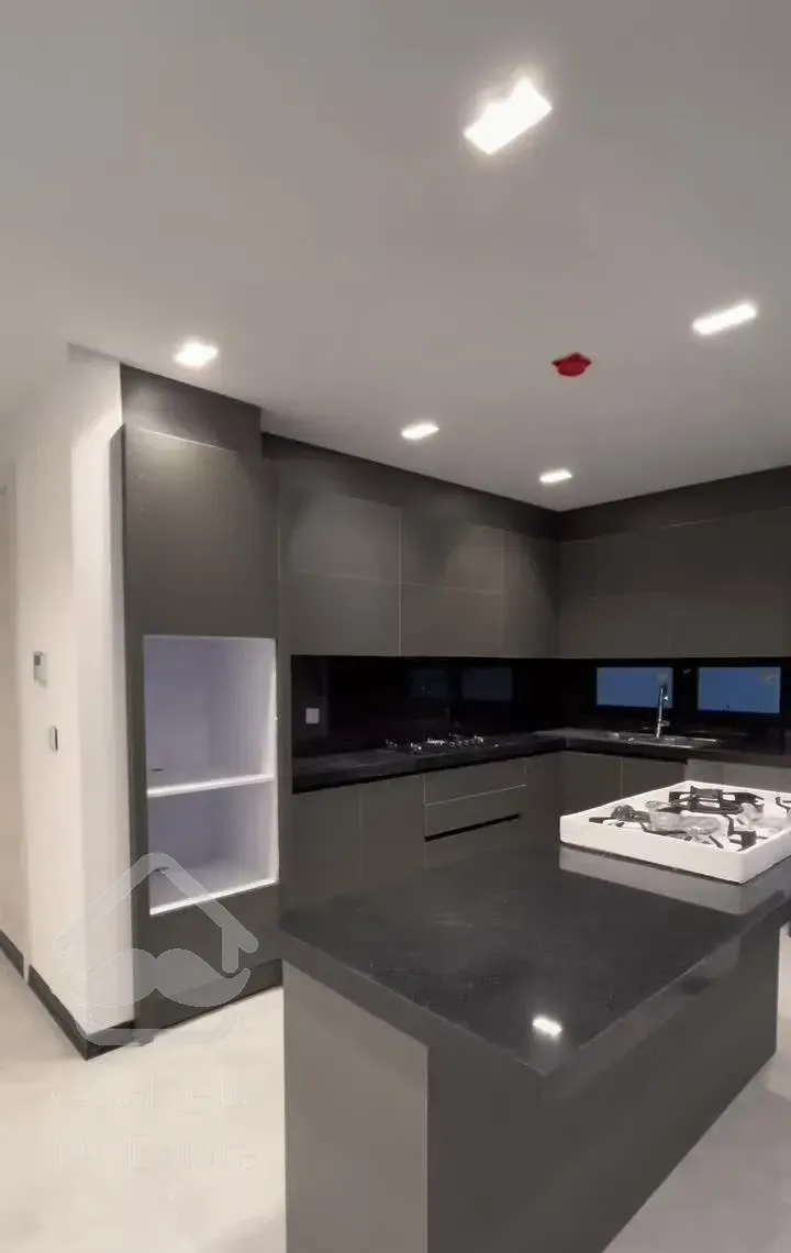 آپارتمان ۱۴۳متر/ مدرن/ از بهترین آپارتمانهای رامسر