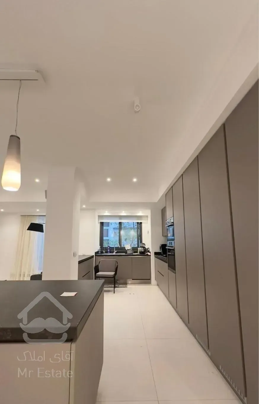 اجاره آپارتمان ۲۵۰ متر ۴ خواب سپند/تراس/فول مشاعات