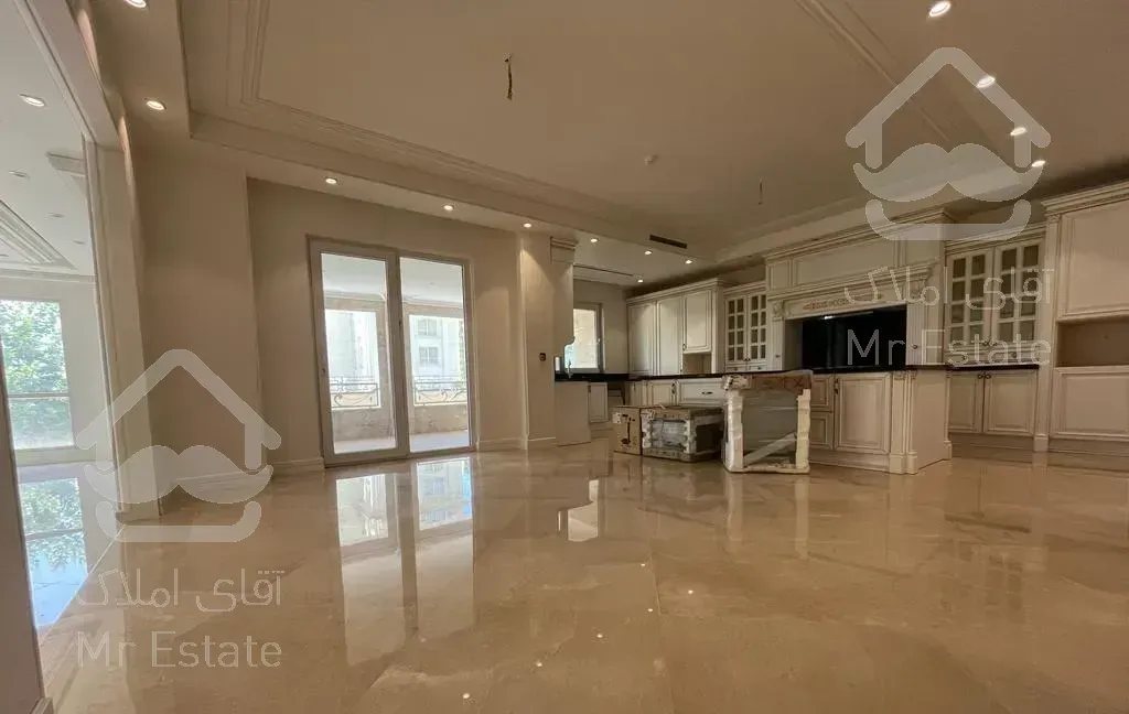 ۳۰۰ متر ۴ خواب فرمانیه شرقی مهماندوست