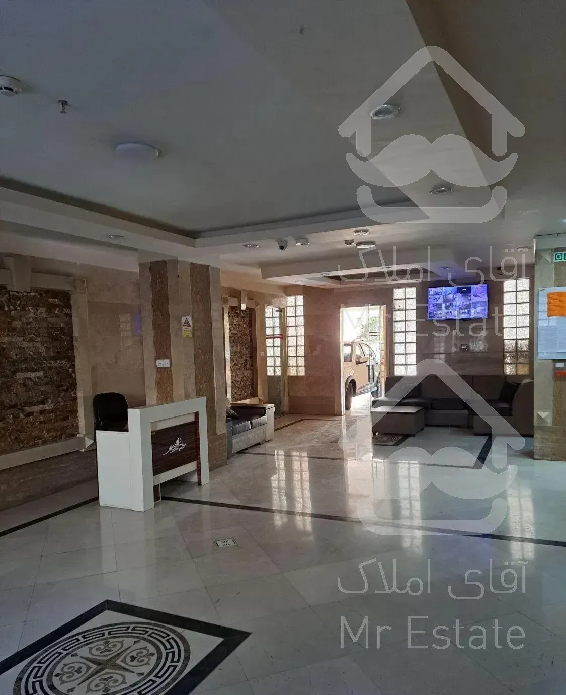 اپارتمان ۱۱۰متری فول روبه افتاب