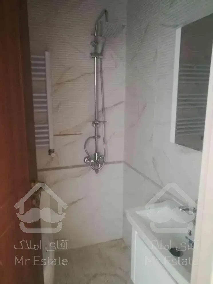 خریدوفروش۱۲۵متری/سه اتاق/نوساز/ موقعیت اداری