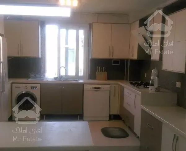 آپارتمان بازسازی شده در زنبق (عظیمیه)