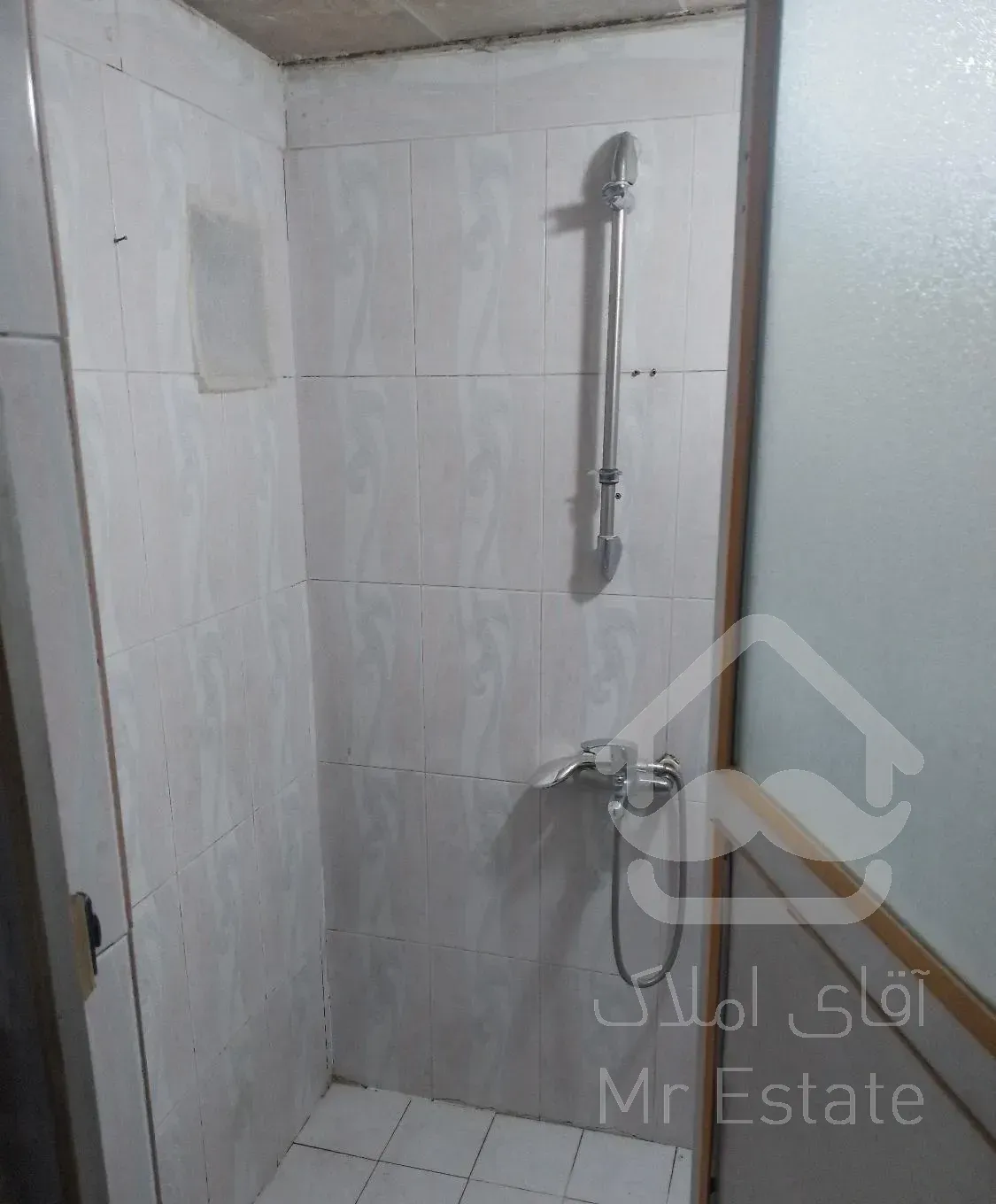 اپارتمان همکف دو واحدی خانه ویلایی