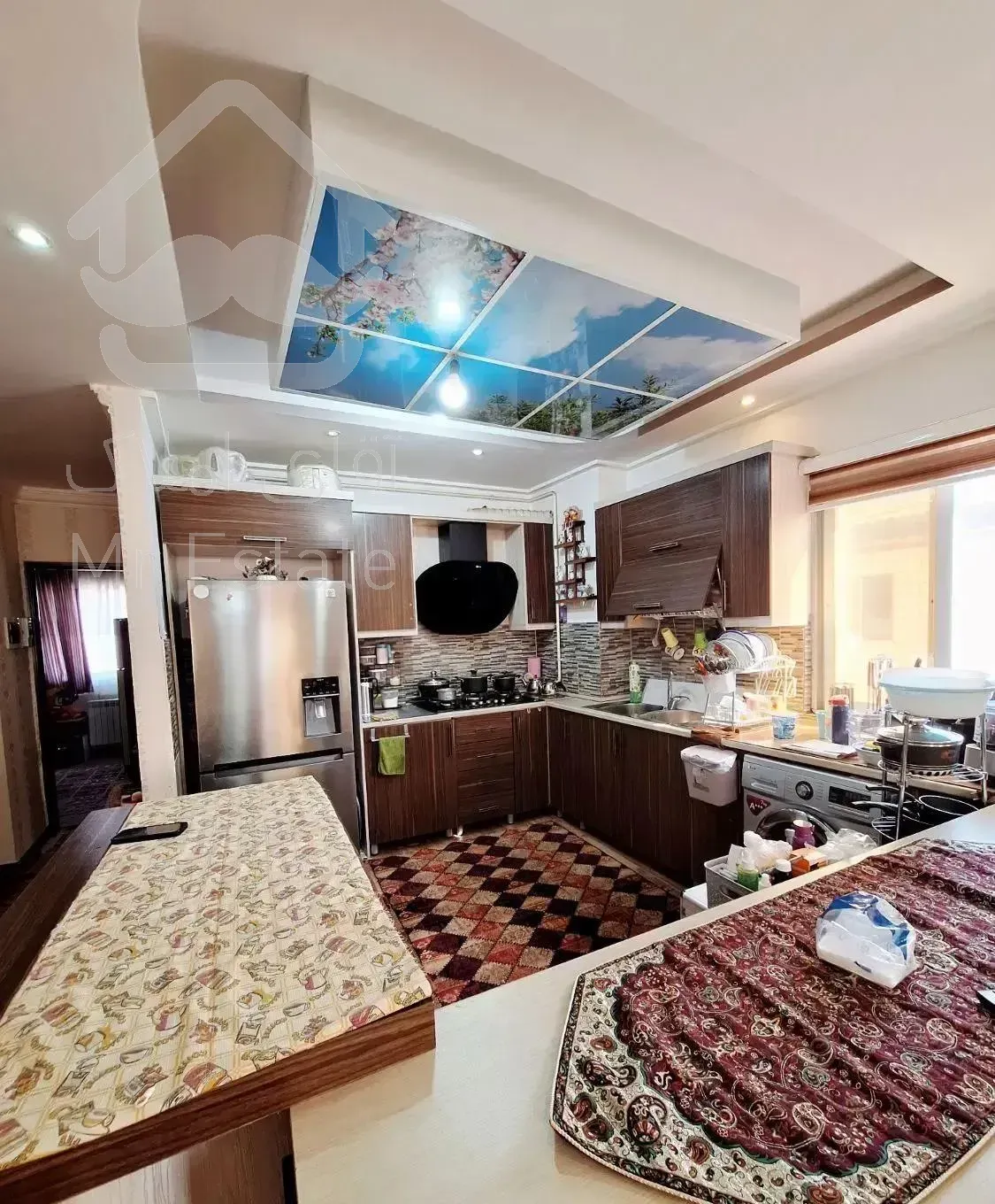 ۹۲متر سندار دور میدان گاز ساخت ۹۸ / فول امکانات