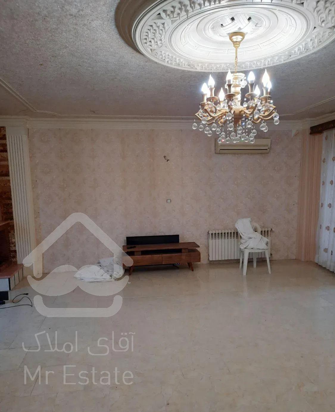 آپارتمان ۱۴۰ متری در نور خ شهید یوسفیان