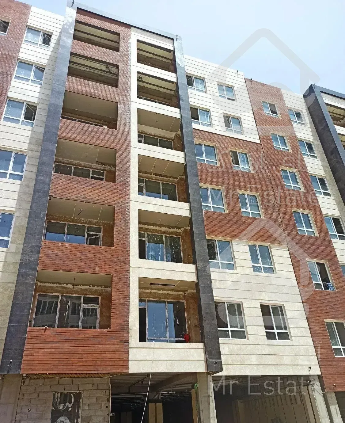 96 متر نوساز کلید نخورده، باغستان غربی