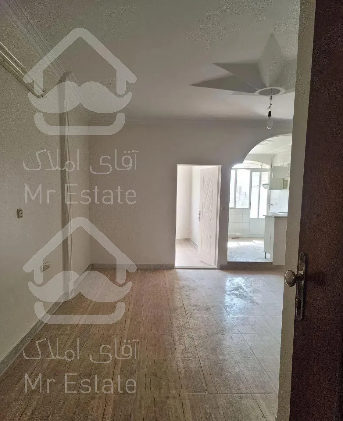 71 متر 2 خواب نقاشی شده تمیز