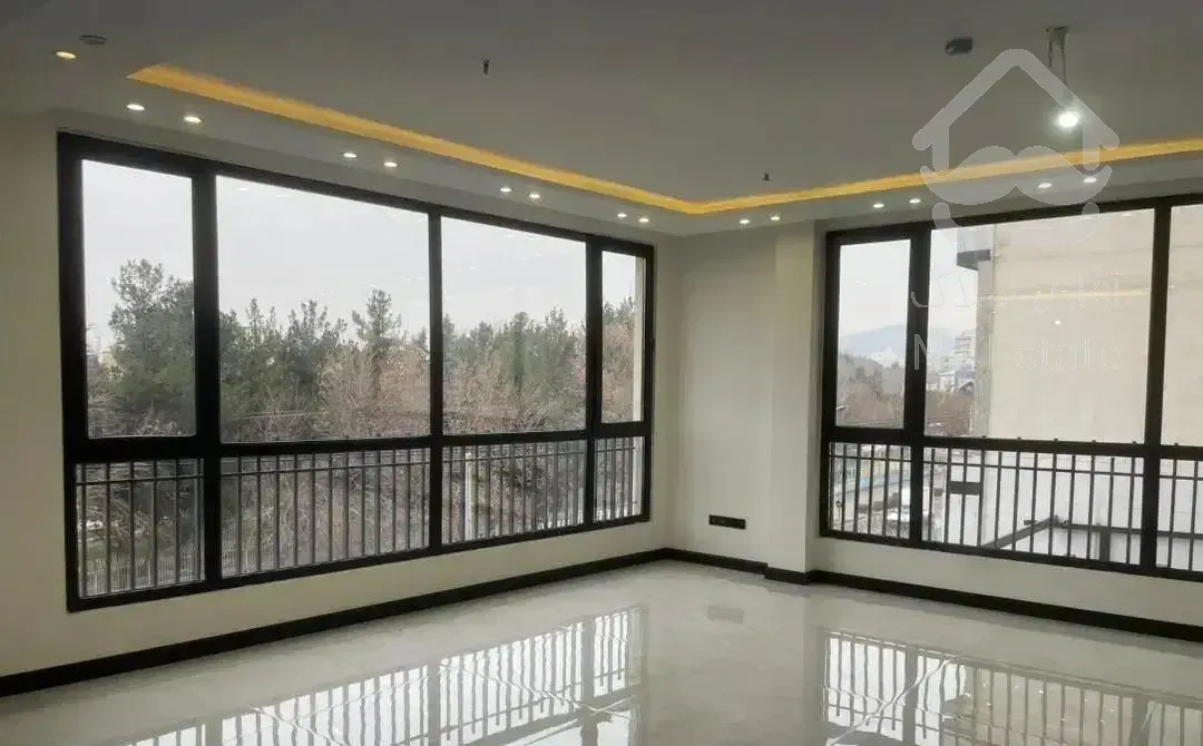 باهنر161متر طبقه۴ تکواحدی ۲نبش/سرمایه گذاری